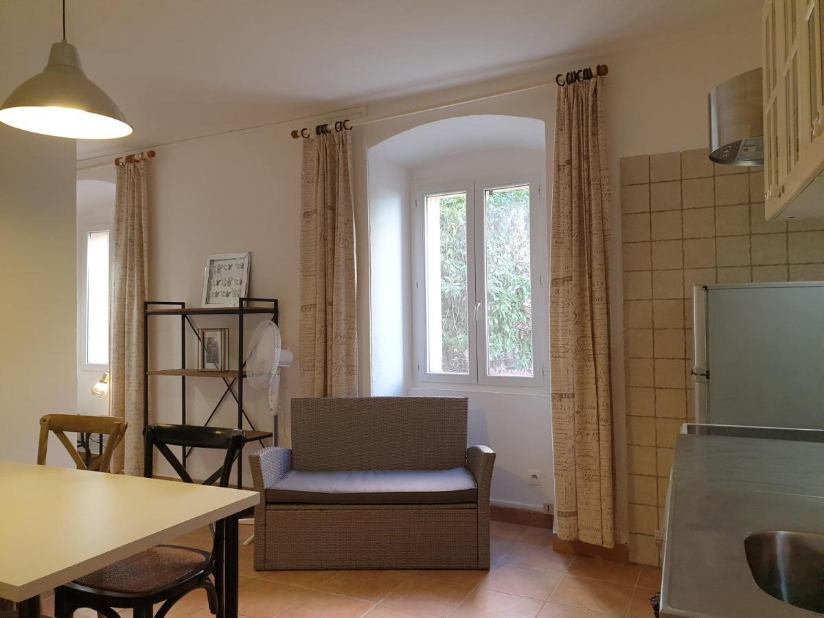 Appartements De L'Eglise กาลวี ภายนอก รูปภาพ