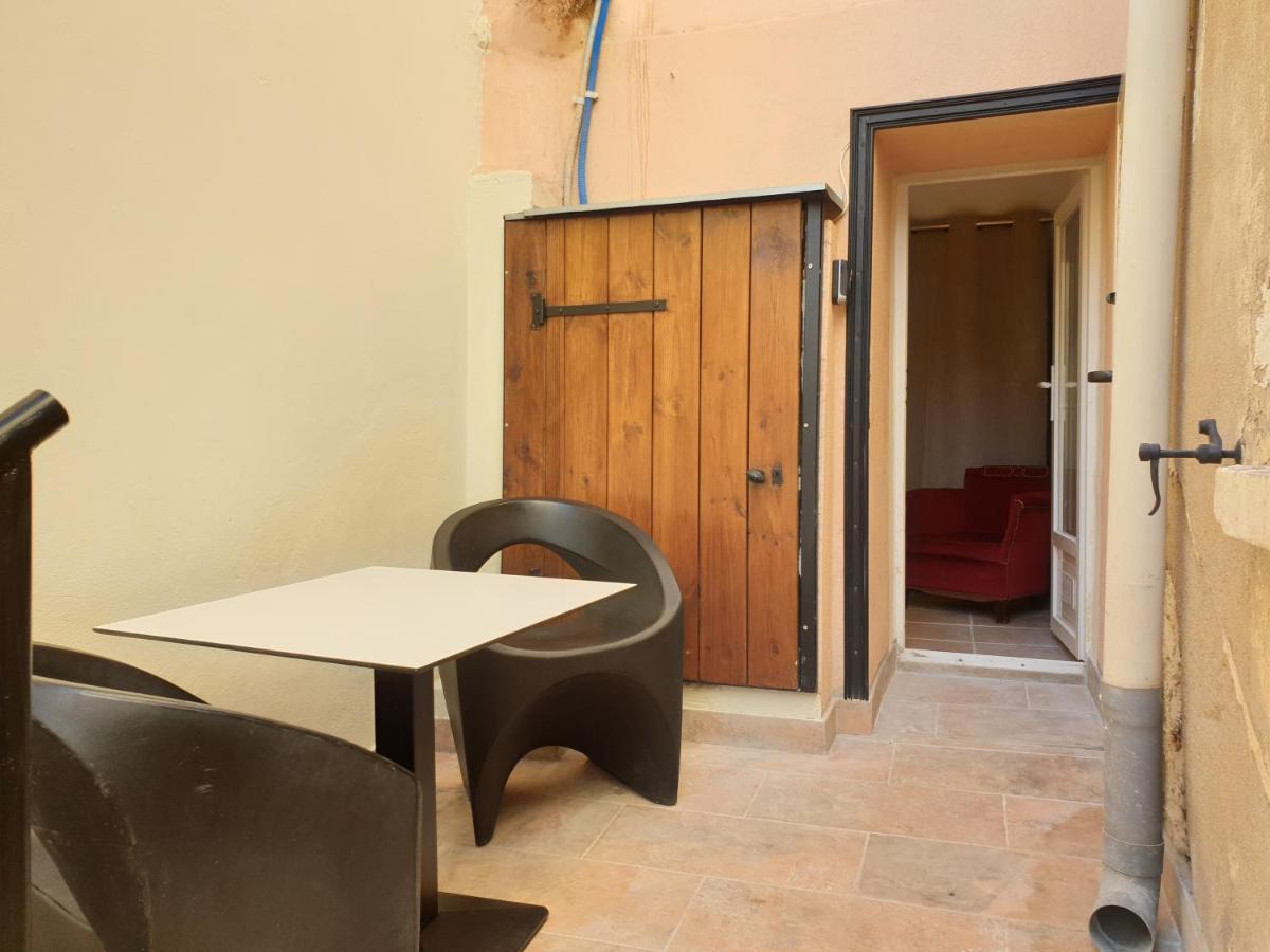 Appartements De L'Eglise กาลวี ภายนอก รูปภาพ