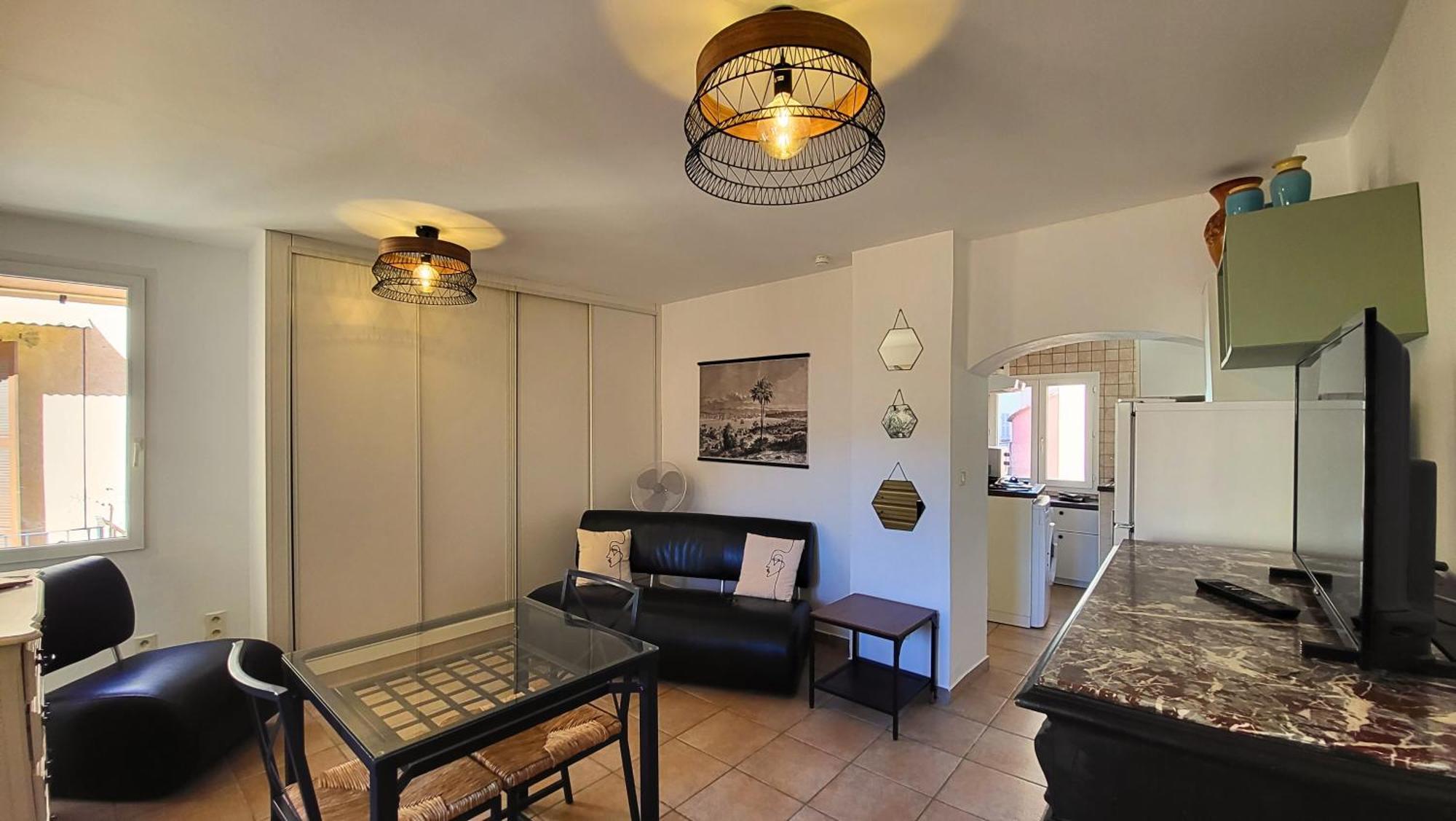 Appartements De L'Eglise กาลวี ภายนอก รูปภาพ